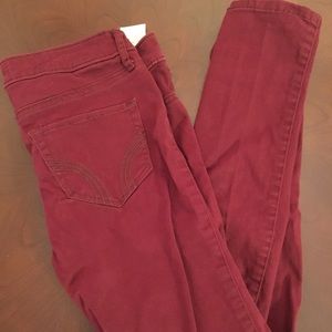 Ladies Hollister Size 3 Burgandy Skinny Jean